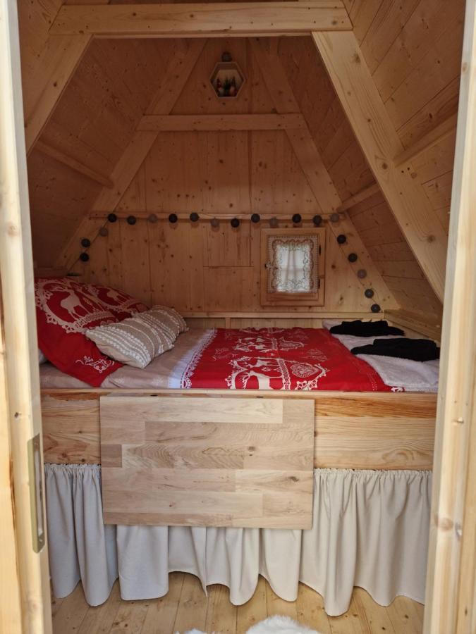 Les Cabanes Feeriques Du Cheix Saint-Diery Εξωτερικό φωτογραφία