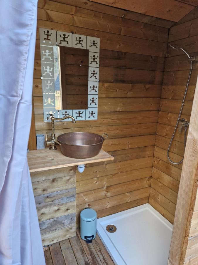 Les Cabanes Feeriques Du Cheix Saint-Diery Εξωτερικό φωτογραφία